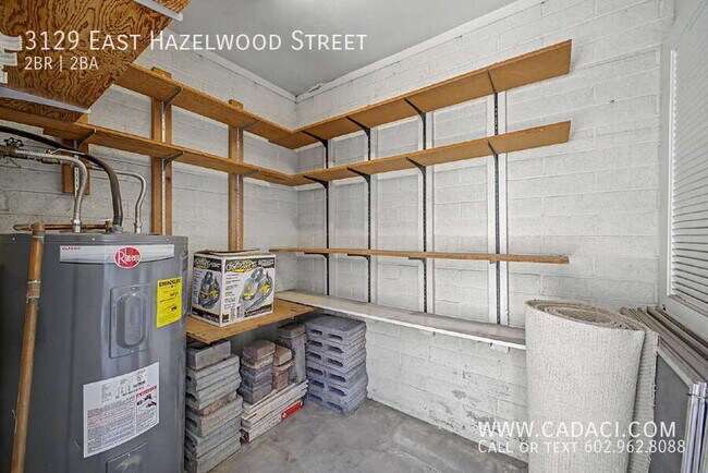 Building Photo - 3129 E Hazelwood St