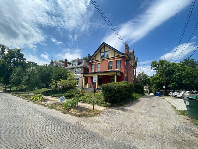 Building Photo - 1501 Belmont Ave