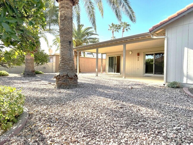 Building Photo - 25835 S Greencastle Dr