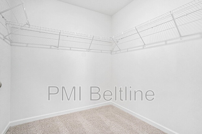 Building Photo - 6229 Honeybell Aly