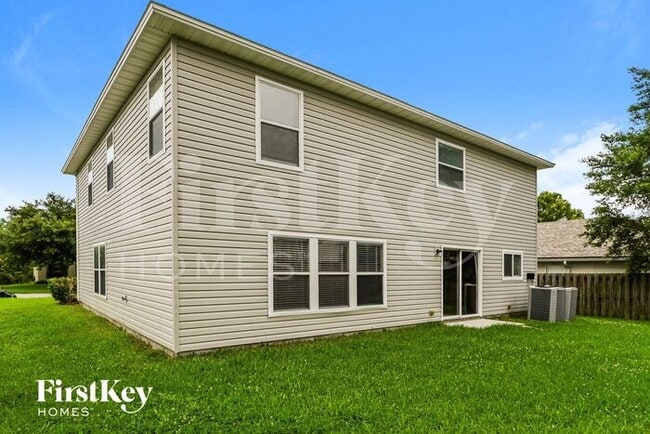 Building Photo - 737 Rembrandt Ave