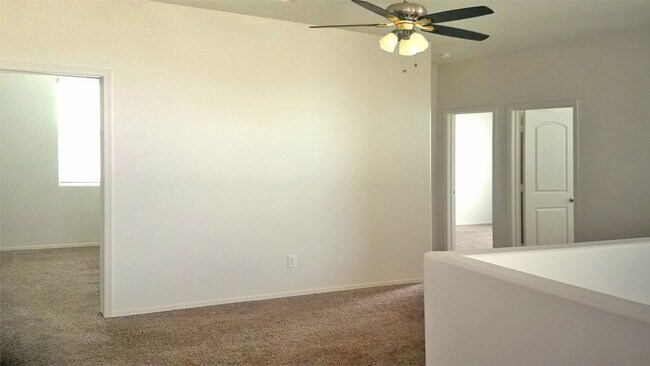 Building Photo - Four Bedroom home for rent in Magma Ranch for under $2000.00