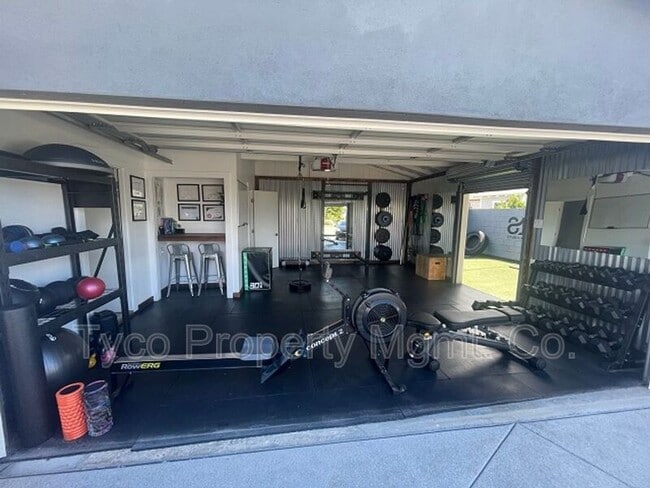 Building Photo - 392 Bonito Ave