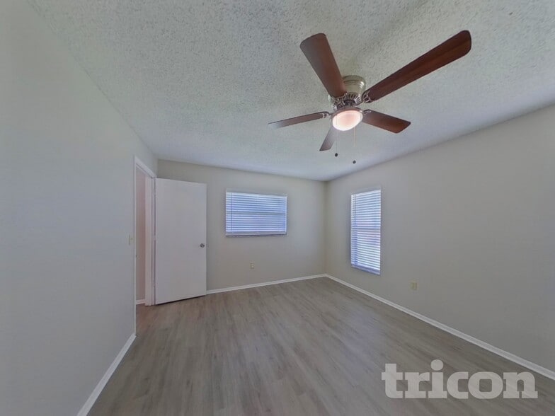 Building Photo - 2273 Seward Cir