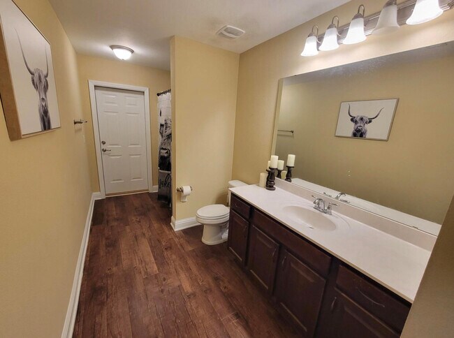 Building Photo - 8501 Holley Hills Cir