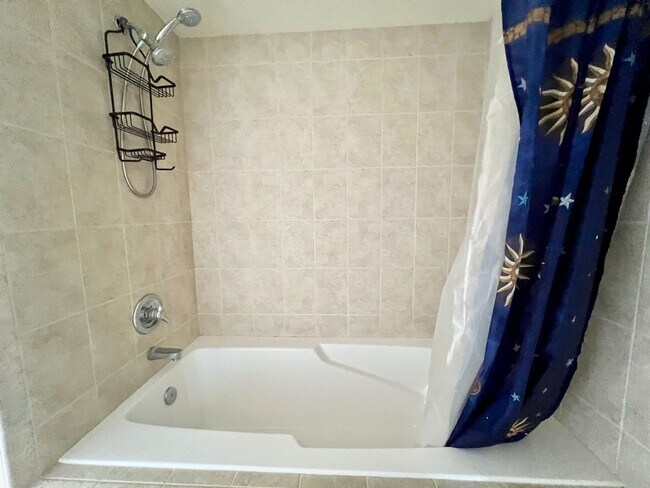 Building Photo - 3BD/3.5BA Condo w/ Garage in Chicks Beach!...