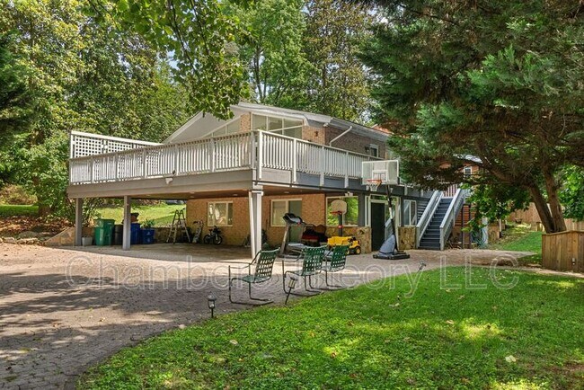Building Photo - 7713 Arrowood Ct