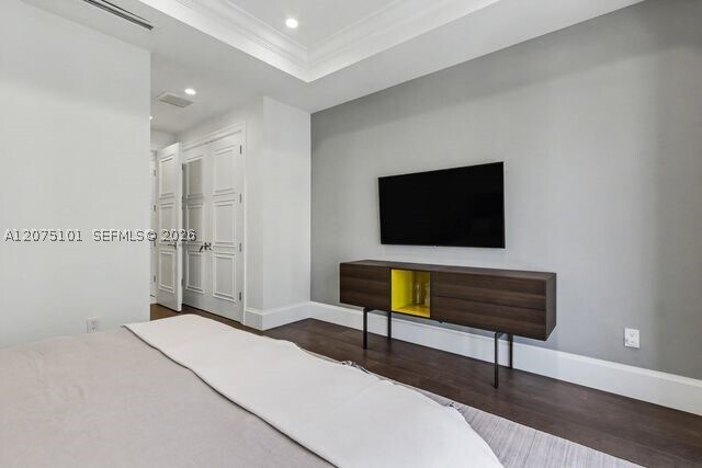 Building Photo - 2627 Castilla