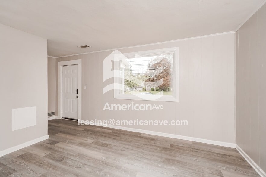 Building Photo - 1727 Klerner Ln