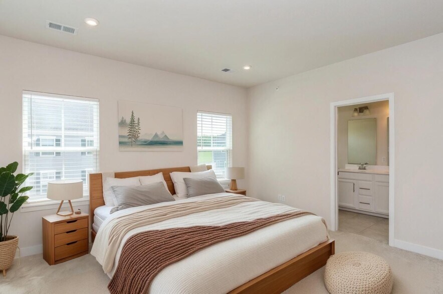 Building Photo - 4602 Spruce Rd