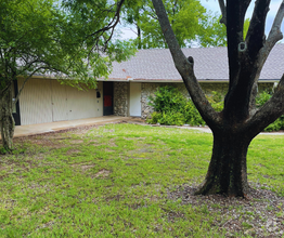 Building Photo - 3411 Cameron Ct