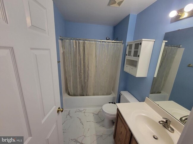 Building Photo - 11 Whistler Ct