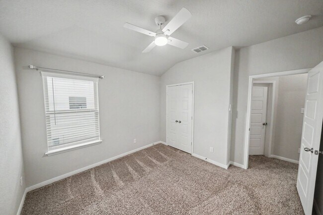 Building Photo - 6810 Comanche Band