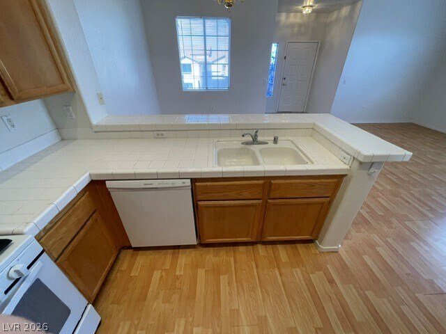 Building Photo - 75 N Valle Verde Dr