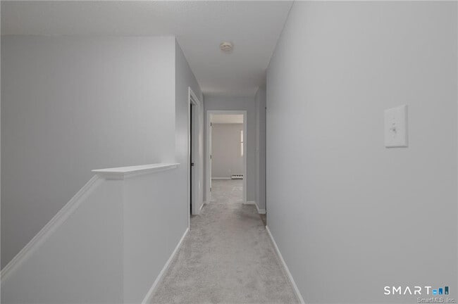 Building Photo - 565 Clark Ave