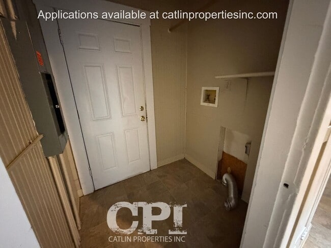 Building Photo - 466 25th Ave