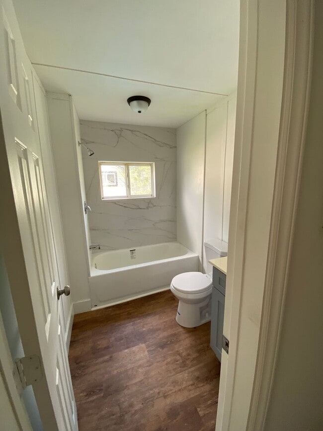 Building Photo - Newly remodeled home is located in Lancast...
