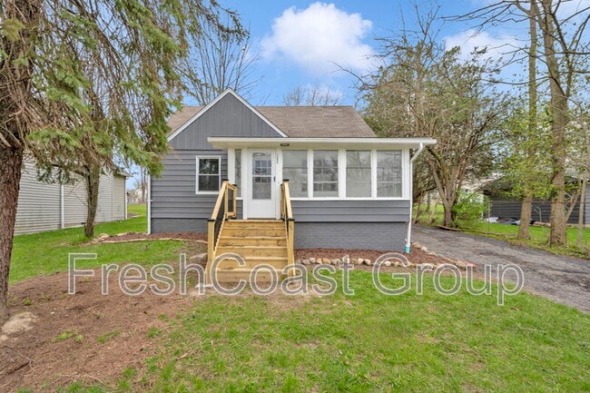 Building Photo - 12931 Fruitside Rd