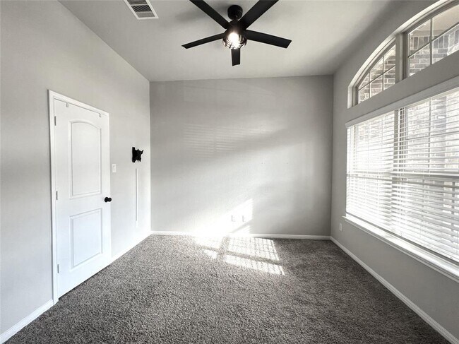 Building Photo - 14208 Wallowa Ridge Ln