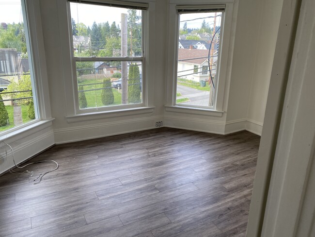 Bedroom 1 - 3432 Lombard Ave