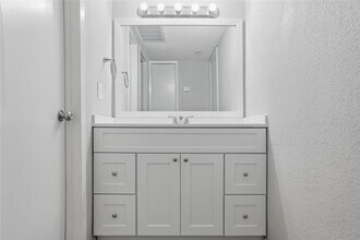 Building Photo - 250 El Dorado Blvd