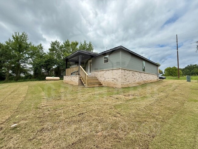 Building Photo - Bella Vista Single-Family Home- 2 Bed/ 2 B...