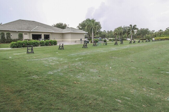 Building Photo - Fully Furnished Seasonal Condo Rental At Golf & Country Club - AVAIL DEC & APRIL!