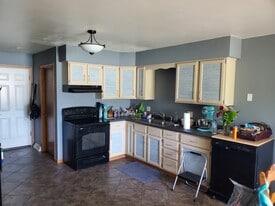 Building Photo - 22 Brighton Cir