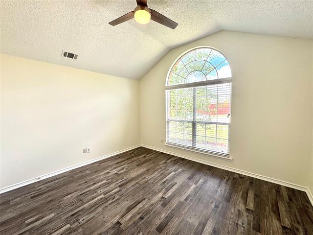 Building Photo - 1008 Hopkins Dr