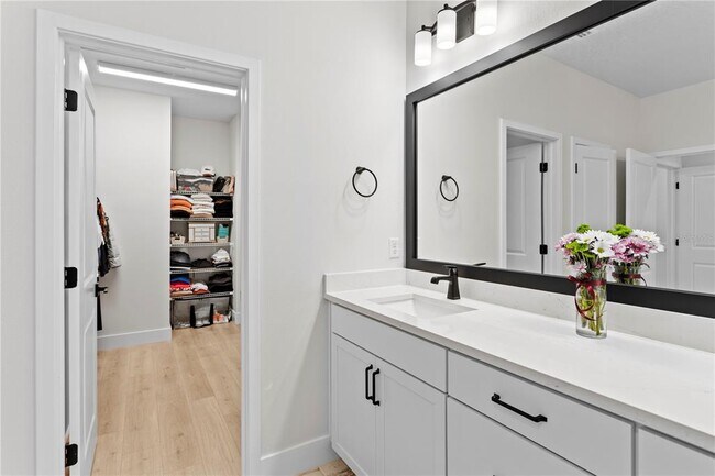 Building Photo - 114-121 21st St N