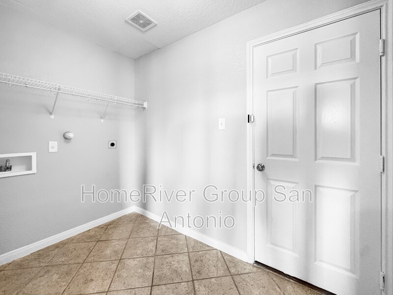 Building Photo - 4026 Maiden Way
