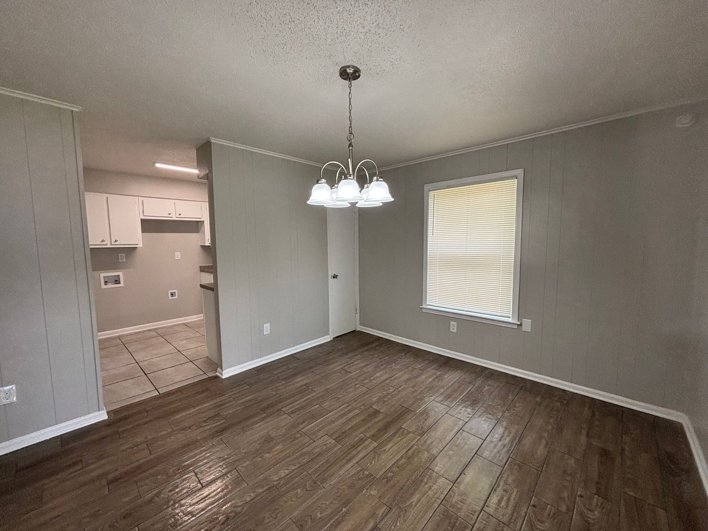 Building Photo - 5293 Beaverton Dr