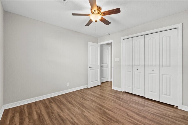 Building Photo - 120 Illinois Ave