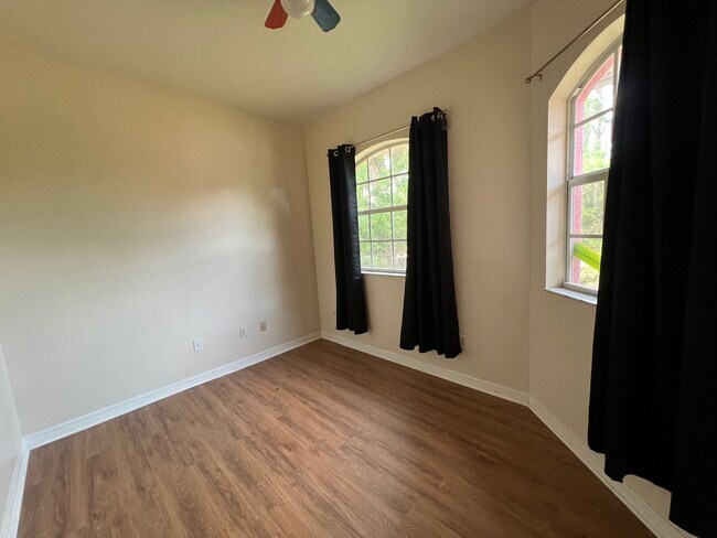 Building Photo - 2585 Yuma Ave