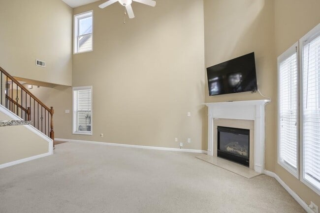 Building Photo - 434 Reynoldston Way