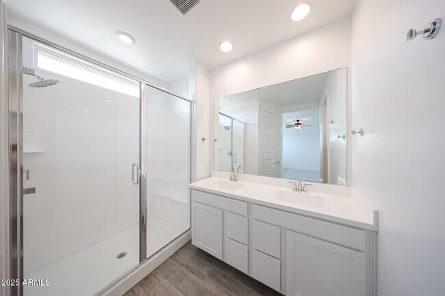 Building Photo - 17357 W Smoketree Dr