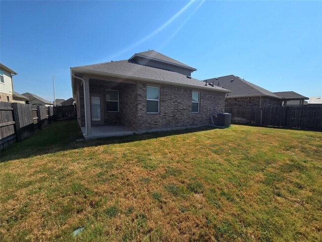 Building Photo - 14204 Mcarthur Dr