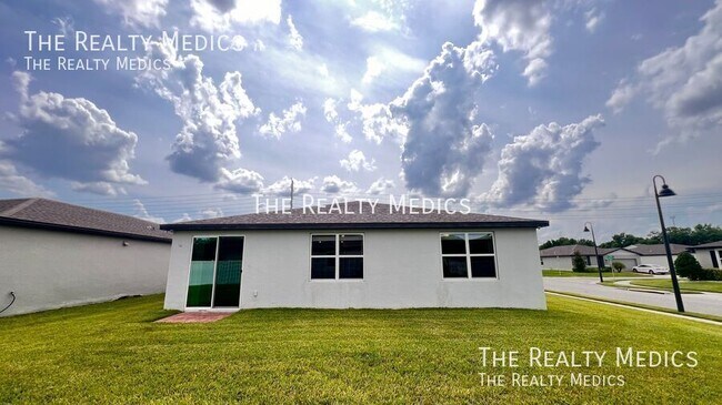 Building Photo - 702 Alta Vista Ct