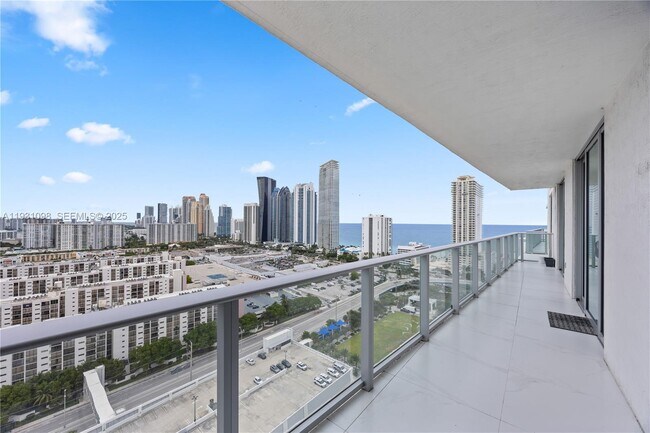 Building Photo - 300 Sunny Isles Blvd