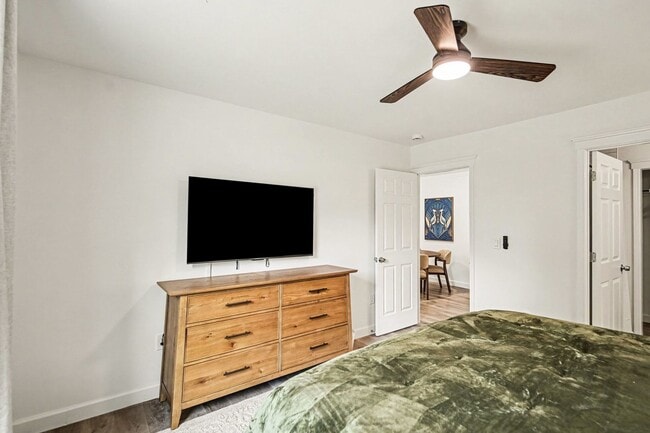 Building Photo - 2072 Thimble Creek Dr