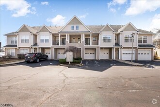 Building Photo - 47 Collura Ln