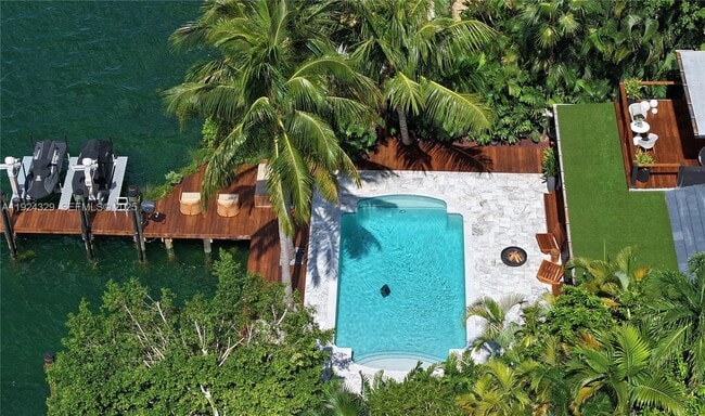 Building Photo - 244 W San Marino Dr