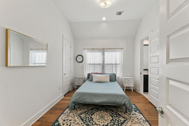 Building Photo - 4501 Night Owl Ln