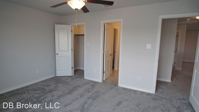 Building Photo - 4 br, 3.5 bath House - 124 Hunters Ranch