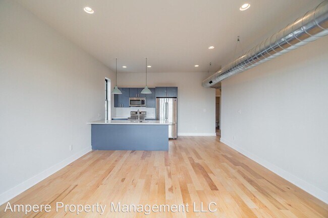 Building Photo - 5015 Warrington Ave