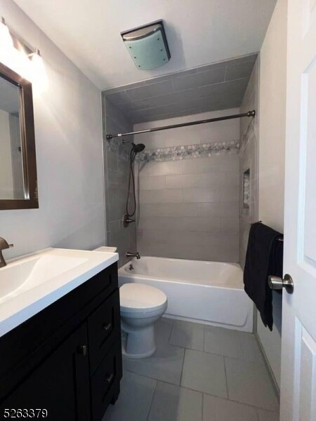 Building Photo - 747 Riverside Ave