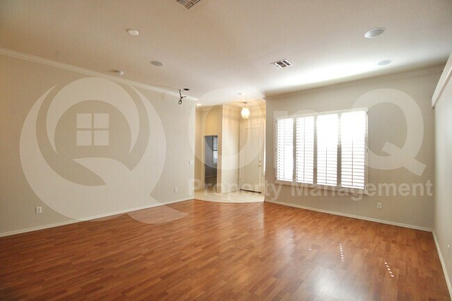 Building Photo - 1445 S Park Grove Cir