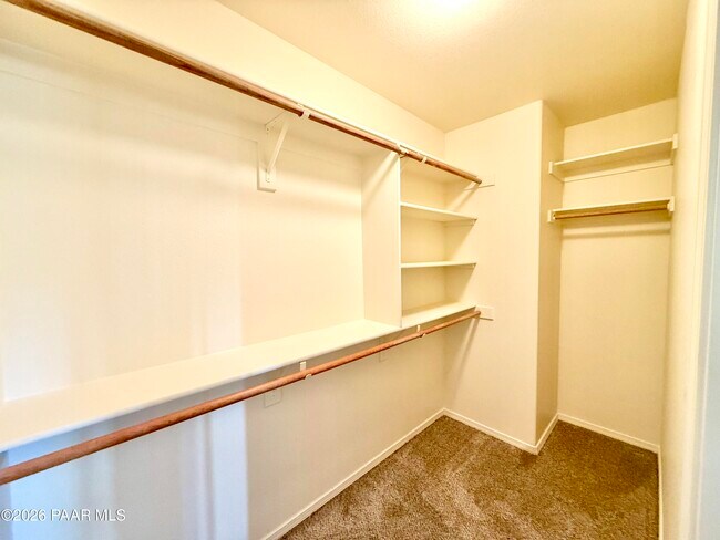 Building Photo - 352 Prescott Dr