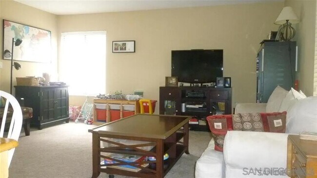 Building Photo - 8434 Summerdale Rd