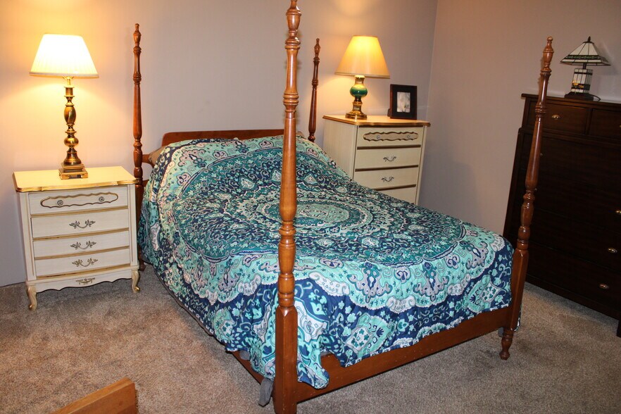 Building Photo - 1100 Erie Ave